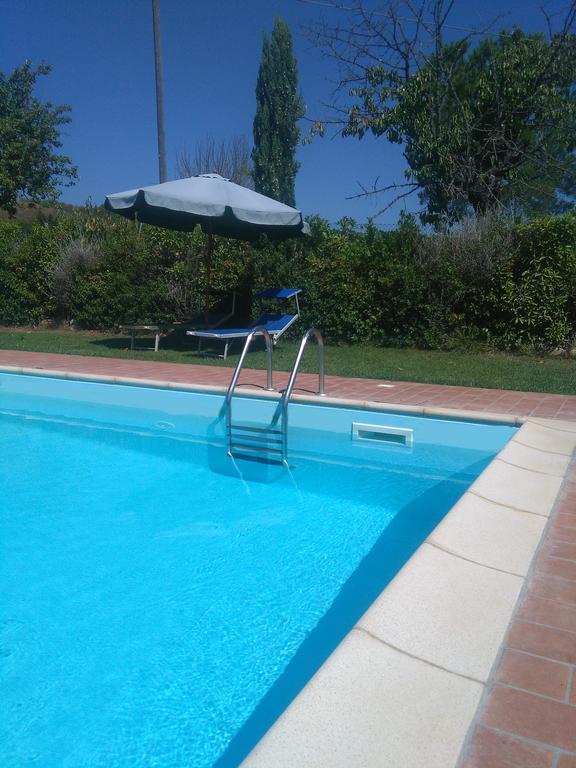 Hostal Casa ai Carfini Poggibonsi Exterior foto